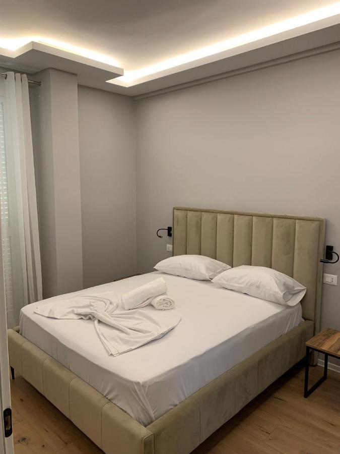 Nikaj Premium Apart-Hotel Влёра Экстерьер фото